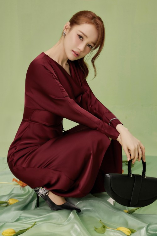 Sixdo Wine Silk Mermaid Dress With Flower
