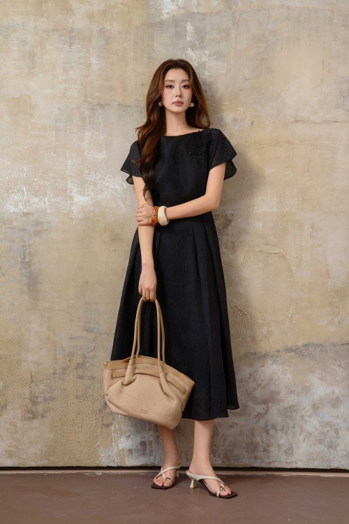 Sixdo Black Organza Flared Dress