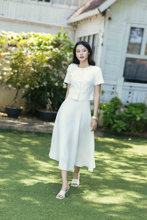 Sixdo White 3D Flower Woven Vest