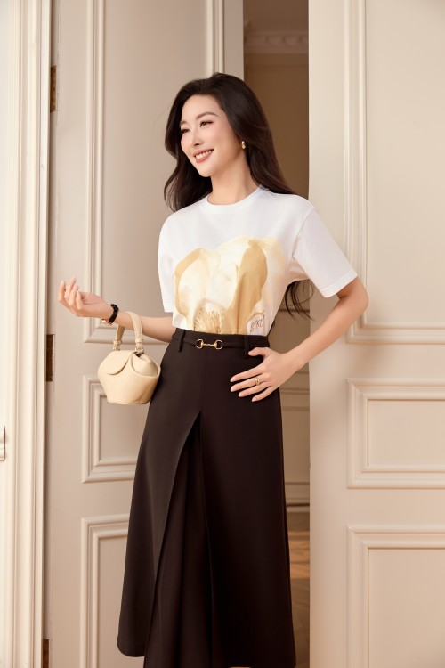 Sixdo Black Woven Flared Skirt