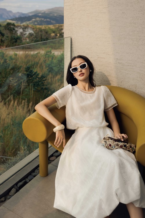 Sixdo White Raw Flared Skirt