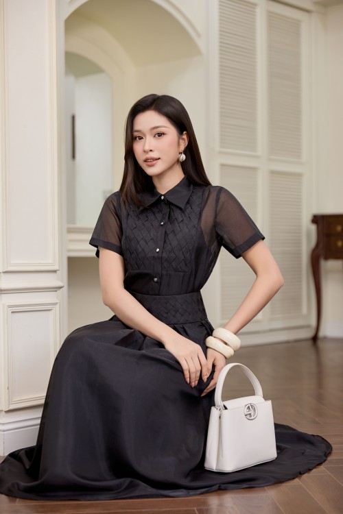 Sixdo Black Organza Flared Skirt