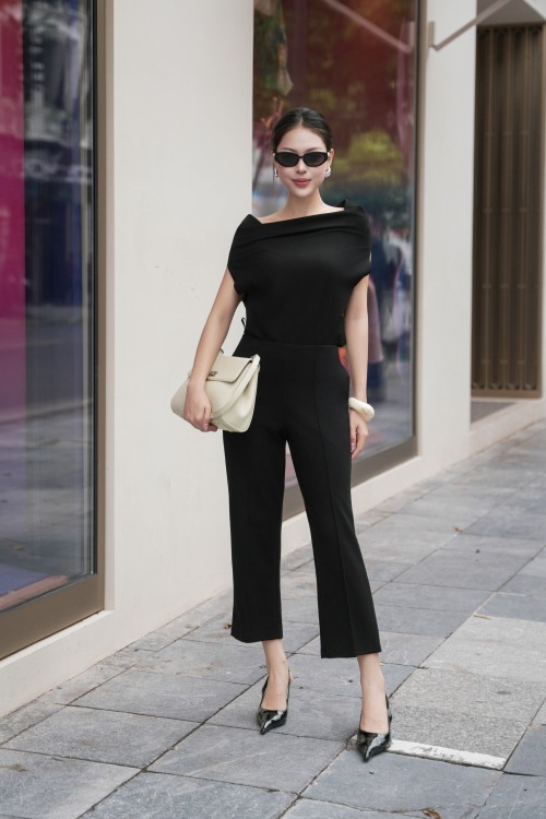 Sixdo Black Knit Blouse