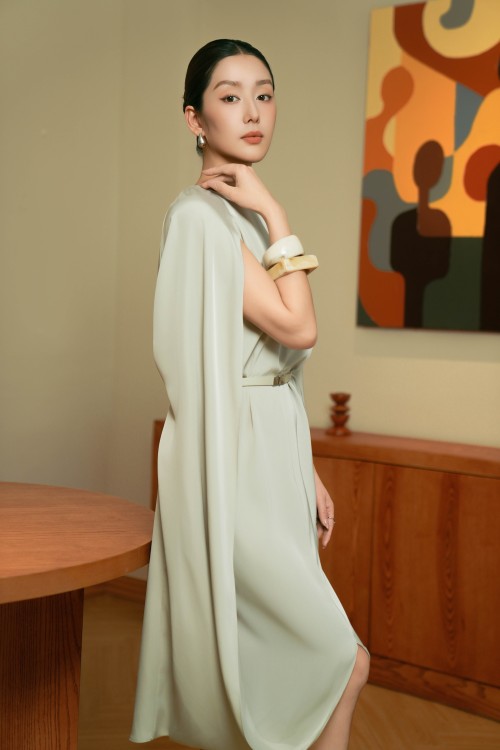 Sixdo Light Grey Silk Loose Dress With Belt