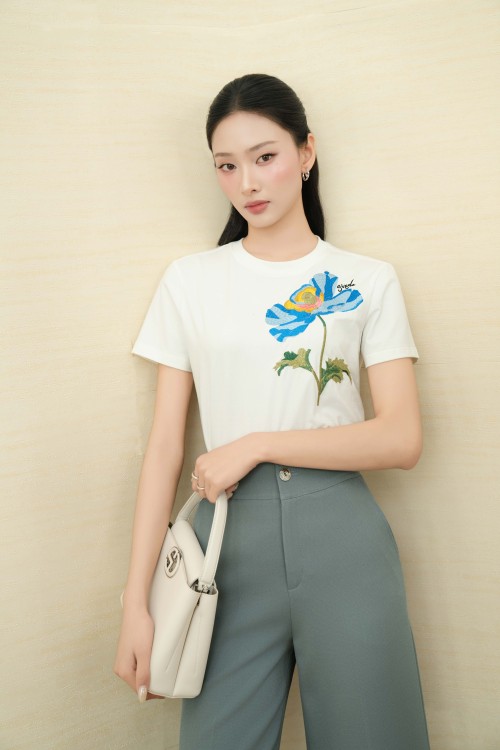 White Floral Embroidery Cotton Tshirt