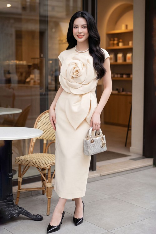 3D Flower Woven Pencil Dress