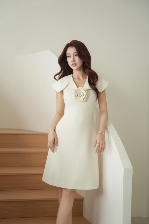 Cream Woven Flared Dress With Flower