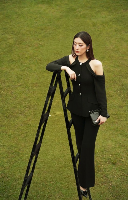 Black Woven Flared Pants