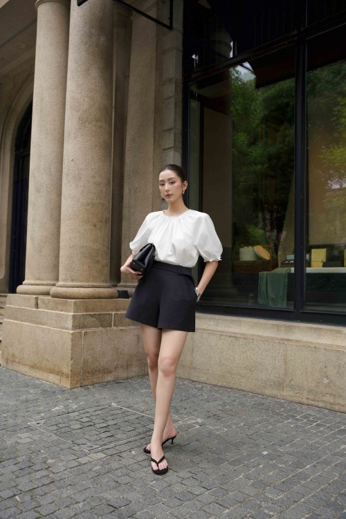 Black Raw Shorts