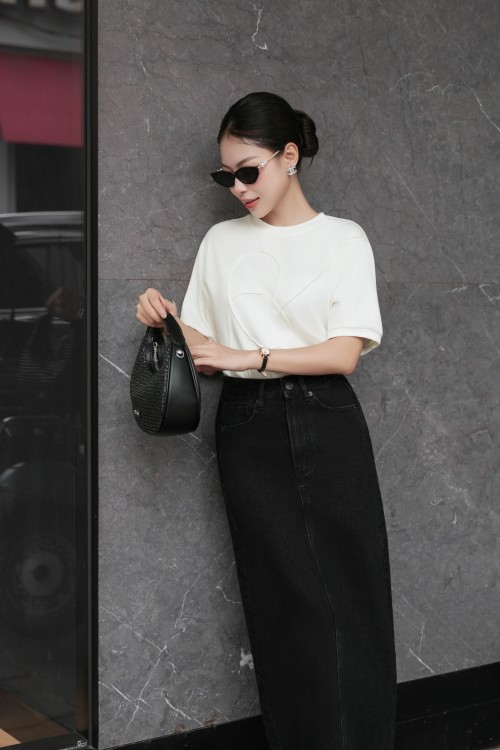 White Knit Tshirt