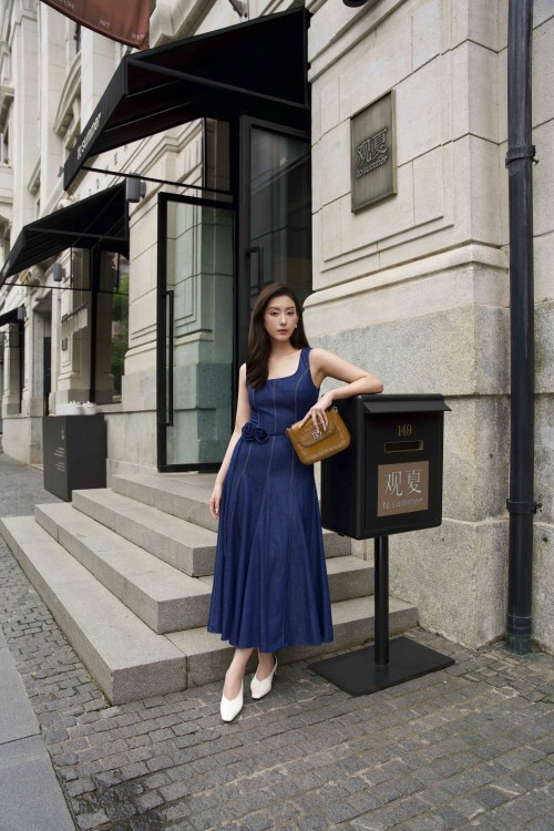 Blue Jean Flared Dress With Flower