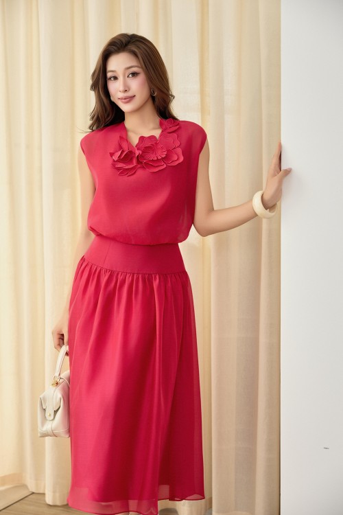 Magenta 3D Flower Organza Blouse