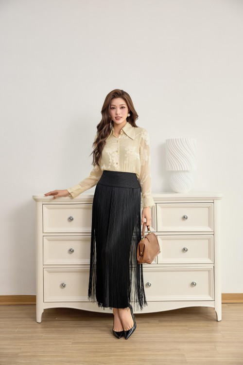 Black Knit Loose Skirt
