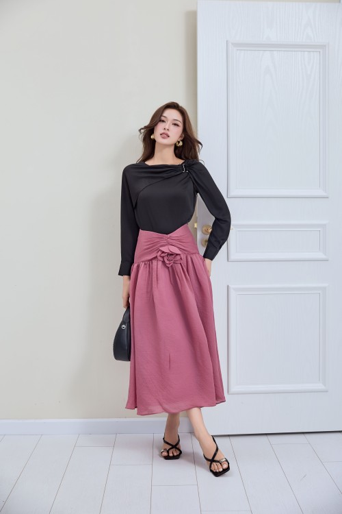 Murrey Organza Midi Skirt With Flower