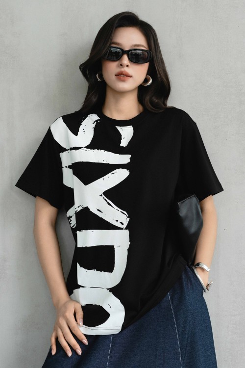 Black Sixdo Bold Cotton Tshirt