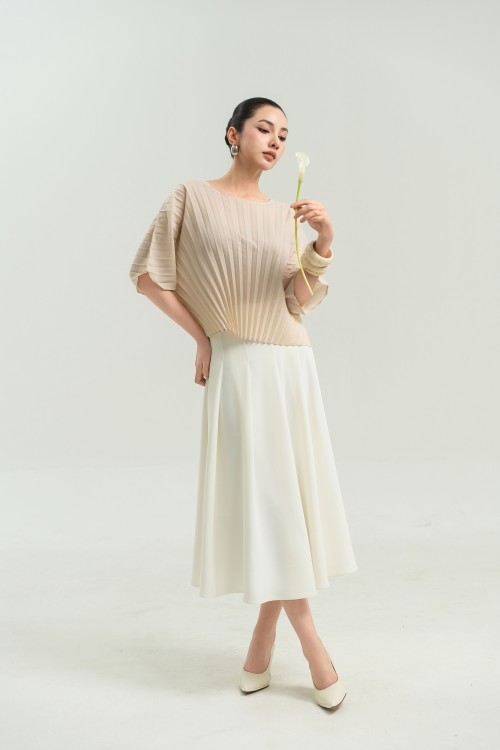 Cream Pleated Woven Blouse