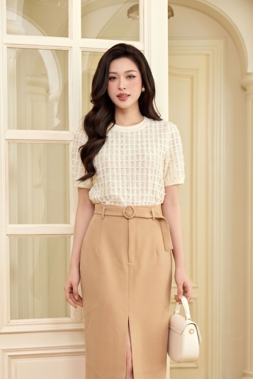 Cream Mesh Knit Blouse
