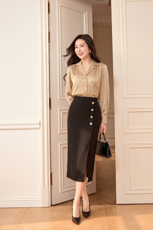 Black Woven Loose Skirt