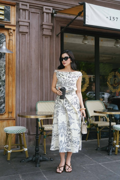 Cream Linen Flared Skirt