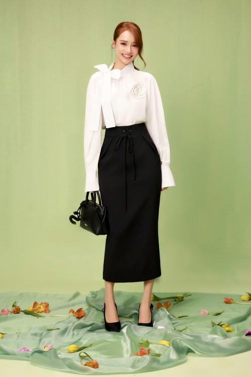 Black Woven Pencil Skirt