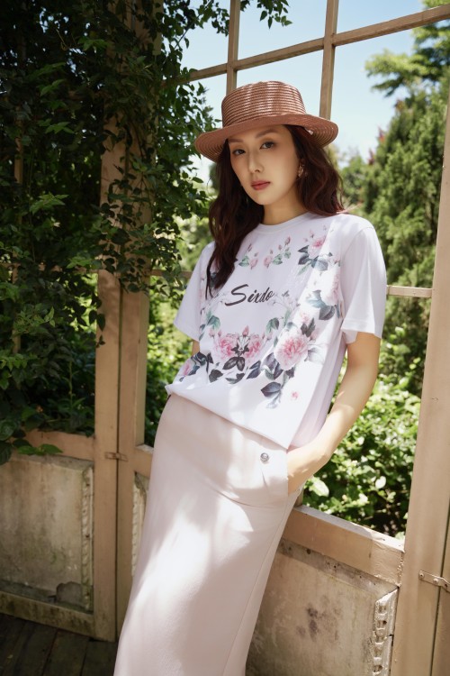 White Sixdo Bloom Cotton Tshirt
