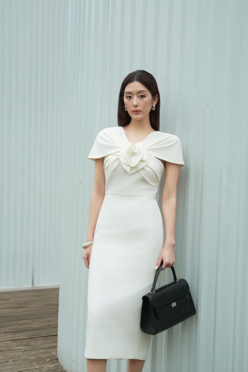 White 3D Flower Woven Pencil Dress