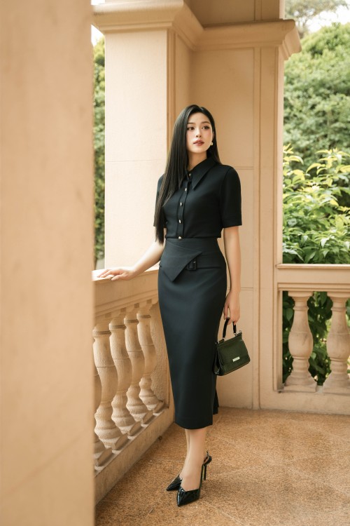 Black Woven Pencil Skirt