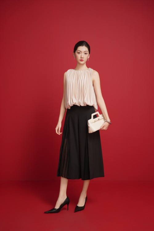 Black Woven Culottes