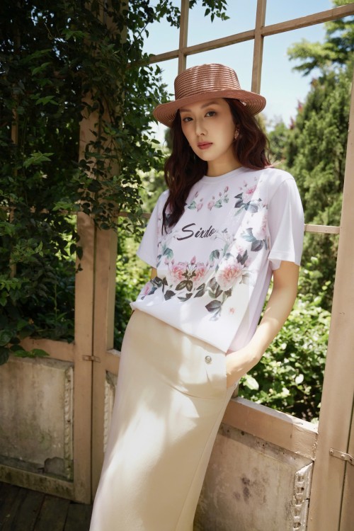 Sixdo White Sixdo Bloom Cotton Tshirt